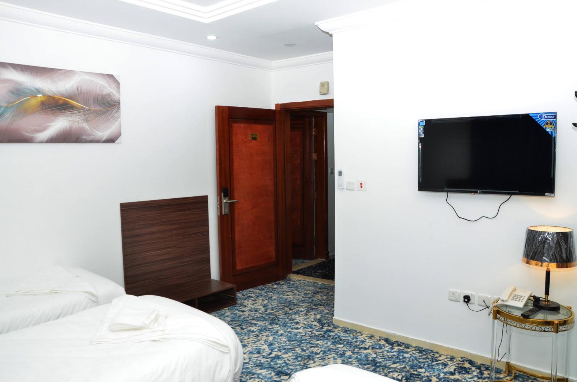Luluat Al Badaie Hotel Mecca Exterior photo